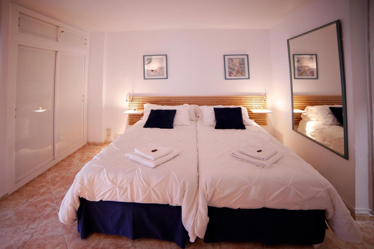 Apartamentos Dc Benalmadena Luaran gambar